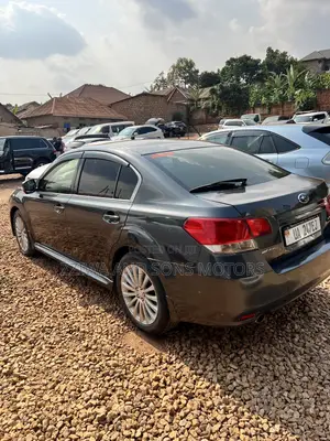 Subaru Legacy 2.5GT Premium 2010 Gray