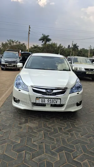 Subaru Legacy 2010 White