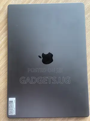 Laptop Apple MacBook Pro 2024 M4 Pro 24GB Apple M4 Pro SSD 512GB