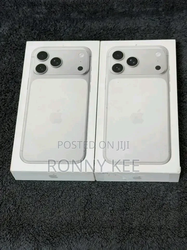 New Apple iPhone 17 Pro Max 256 GB White