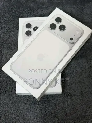 New Apple iPhone 17 Pro Max 256 GB White