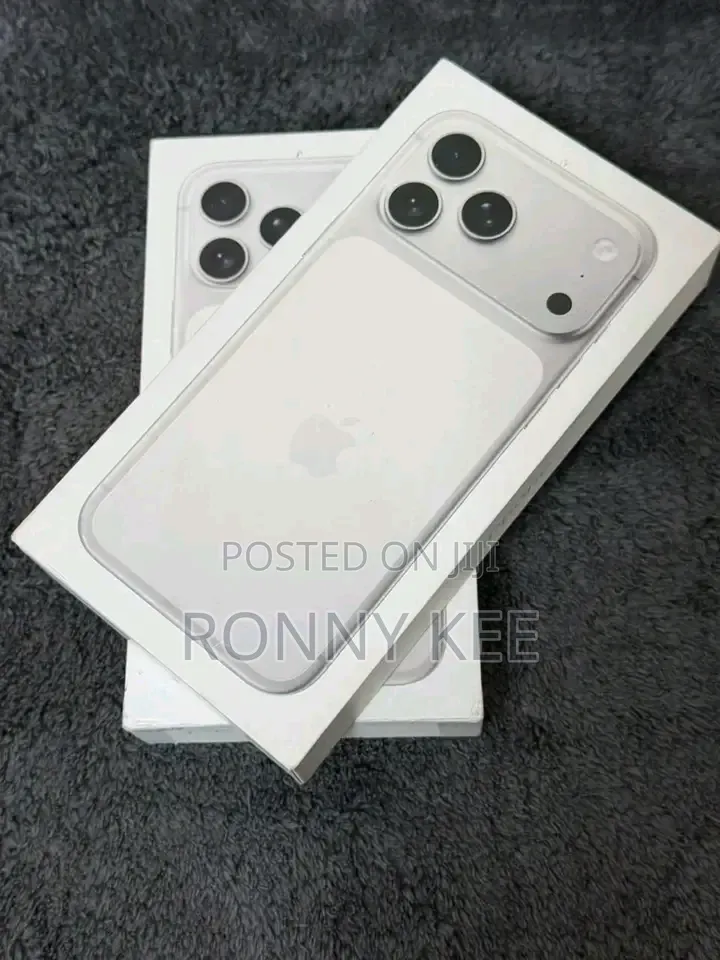 New Apple iPhone 17 Pro Max 256 GB White