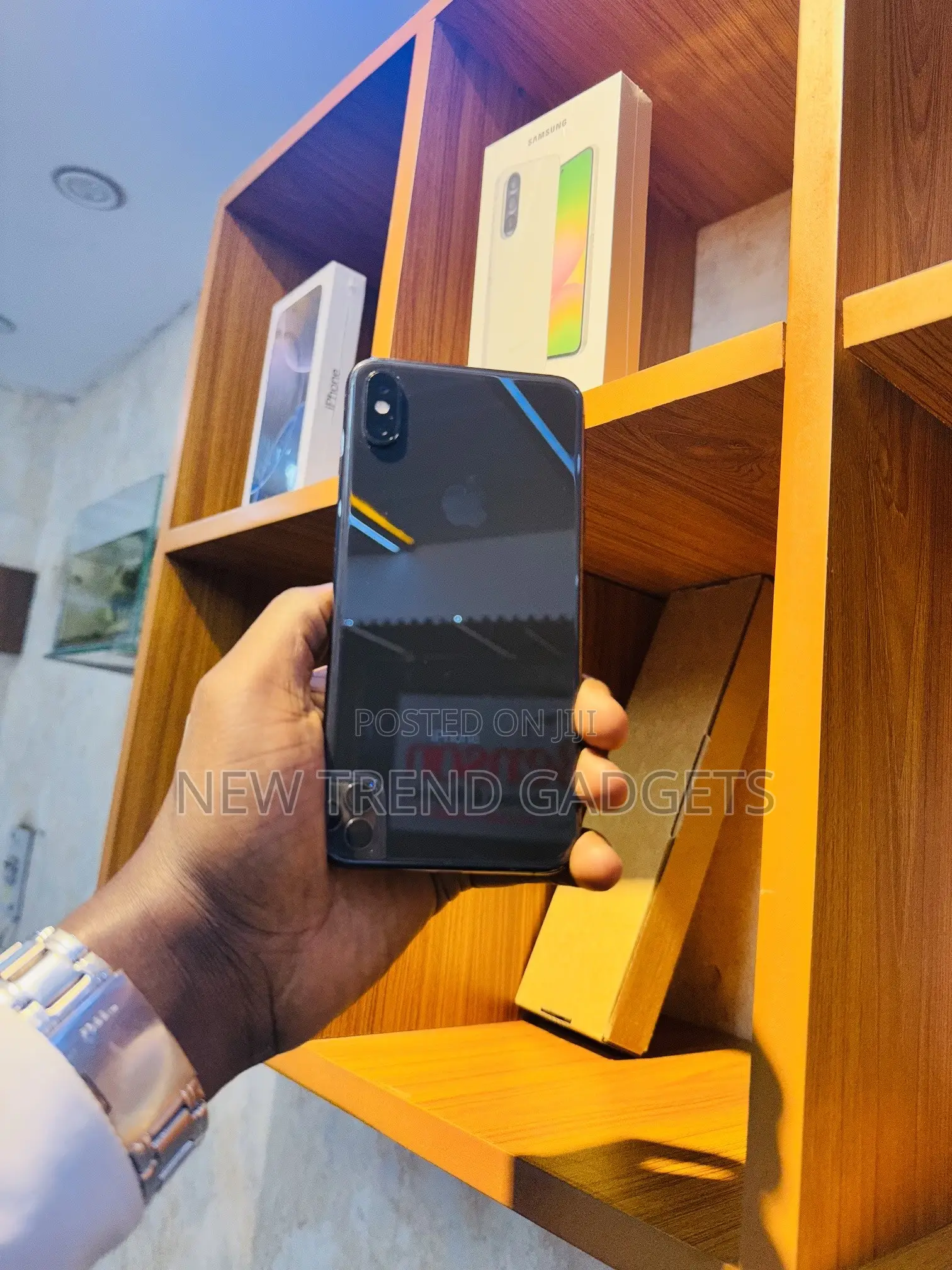 Apple iPhone XS Max 64 GB Black