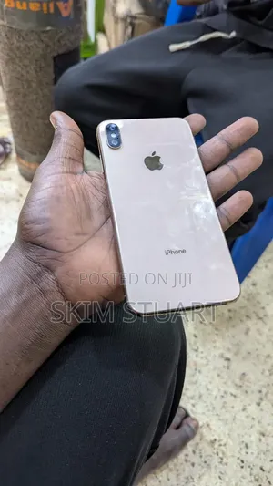 Apple iPhone XS Max 64 GB Gold