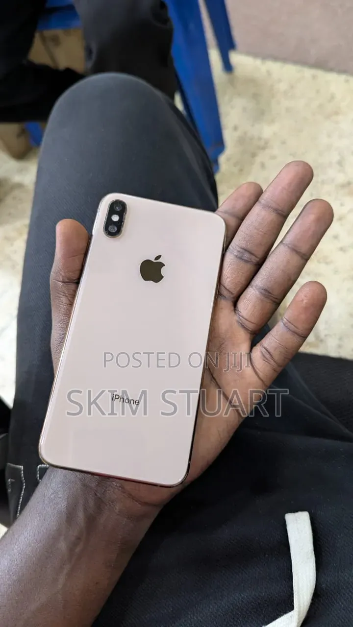 Apple iPhone XS Max 64 GB Gold