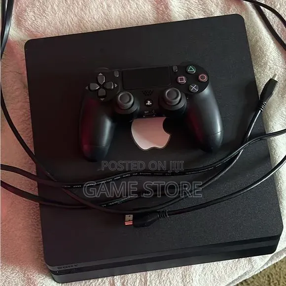 PS4 Slim at Em Plaza Bringing Downtown Flex Straight to Your House