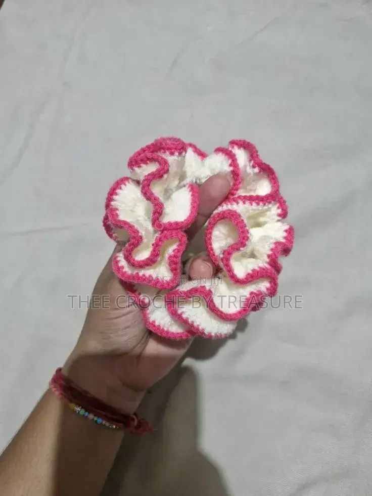 Crochet Puff Holders/ Scrunchies