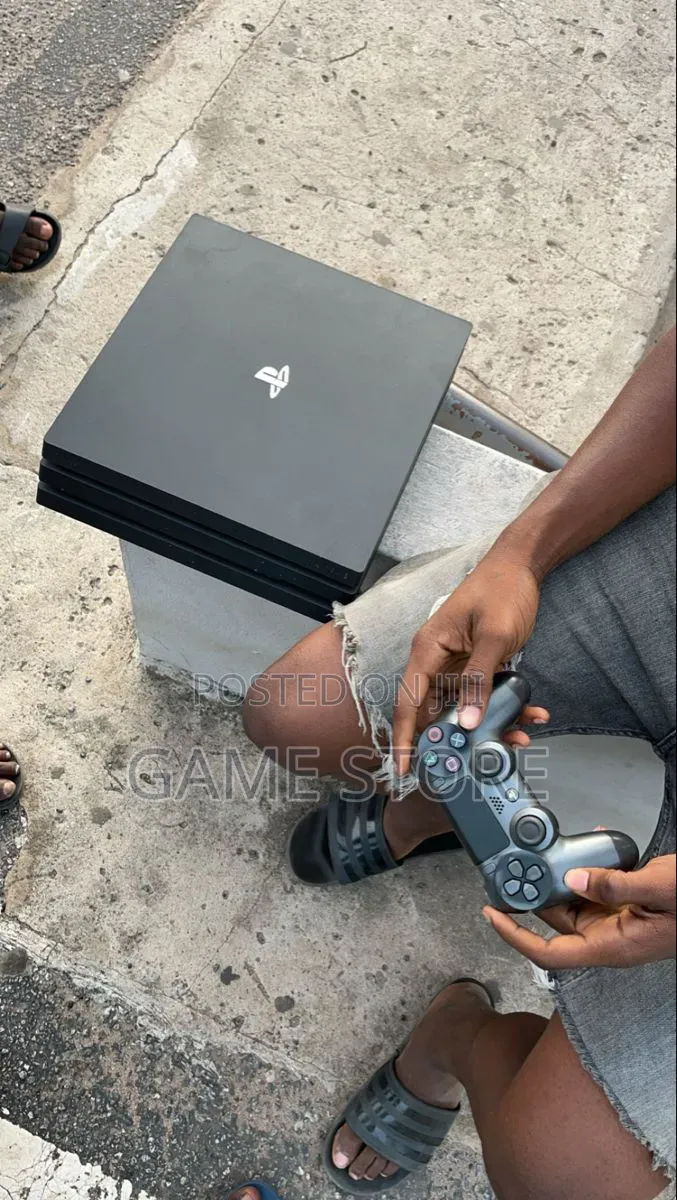 PS4 Pro on Kampala Road Local Co-Op Champion Maker