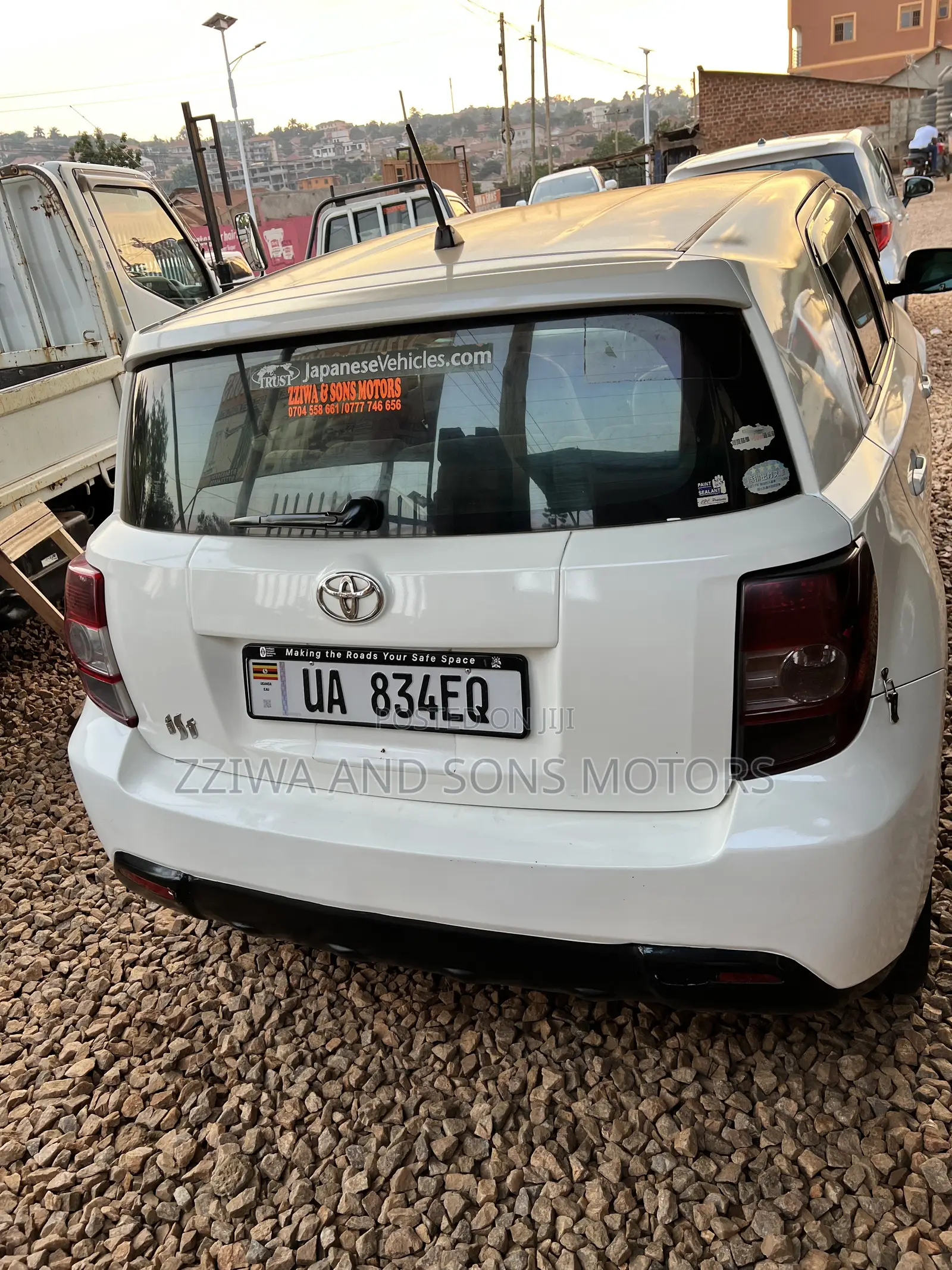 Toyota IST 2010 White