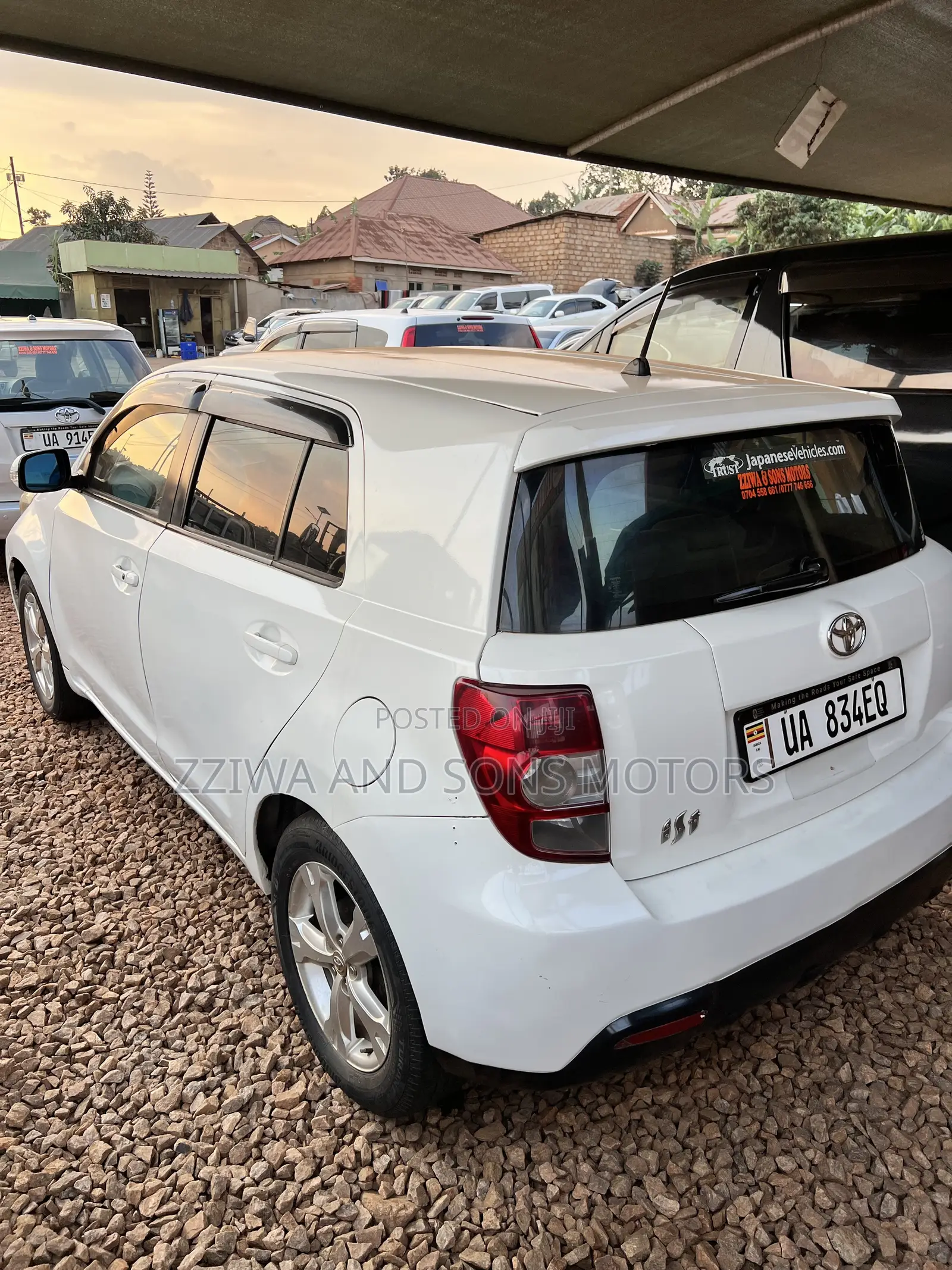 Toyota IST 2010 White