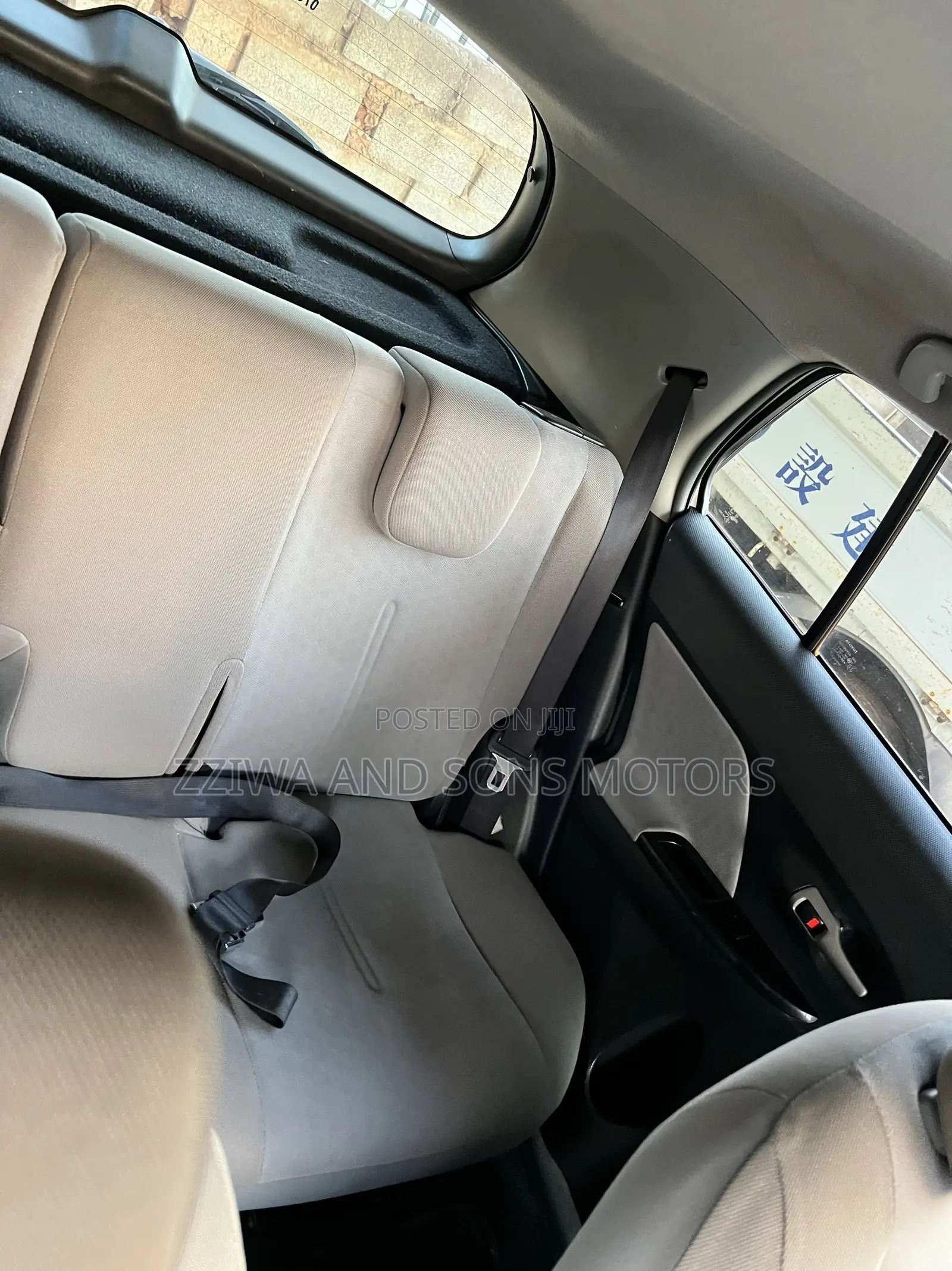 Toyota IST 2010 White