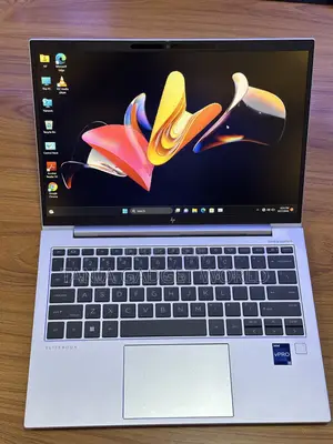 Laptop HP EliteBook 830 G9 16GB Intel Core i5 SSD 512GB