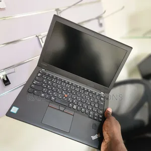 Laptop Lenovo ThinkPad X270 4GB Intel Core i3 SSD 128GB