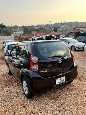 Toyota Passo 1.0 AWD 2014 Maroon