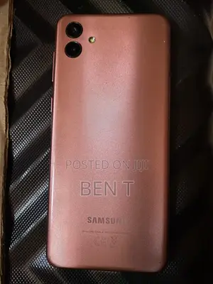 Samsung Galaxy A04 64 GB Red