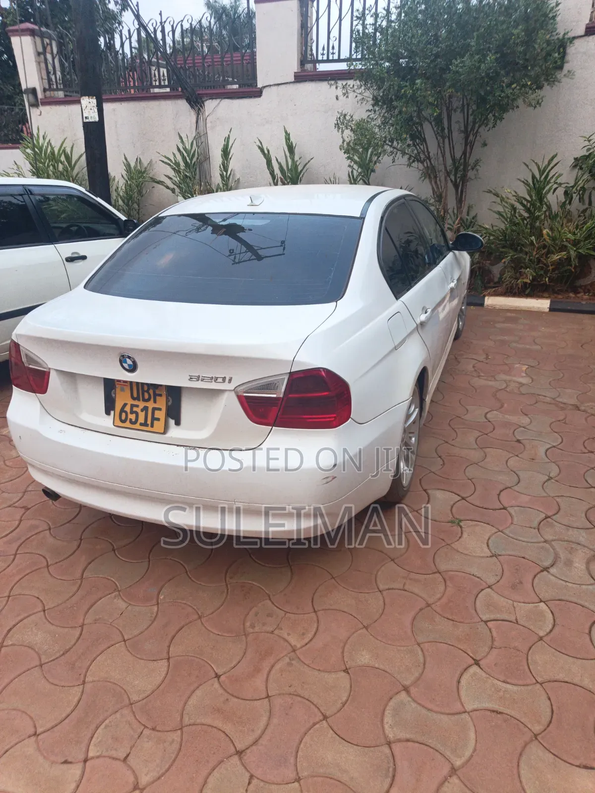 BMW 320i 2009 White