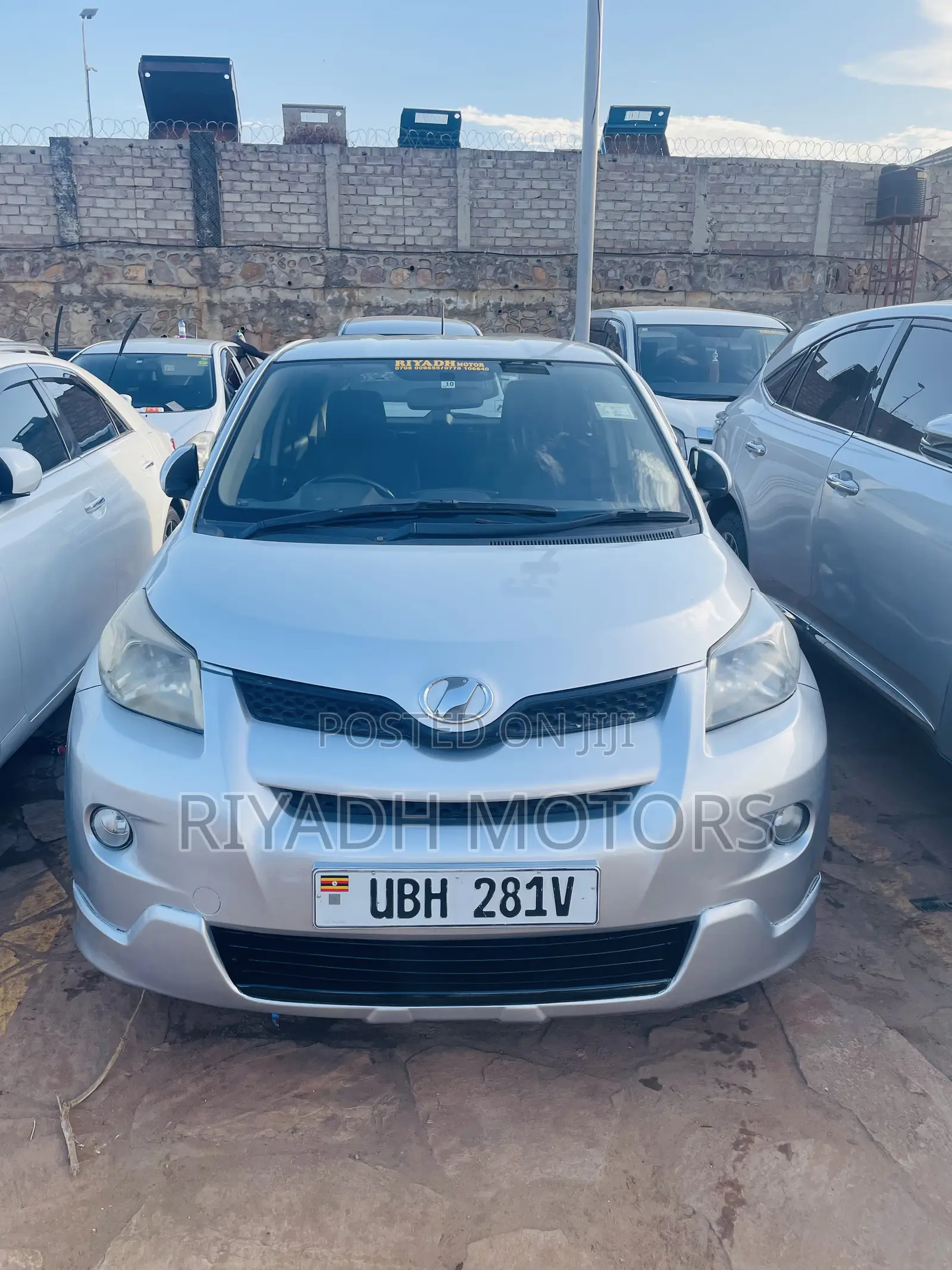 Toyota IST 2008 Silver