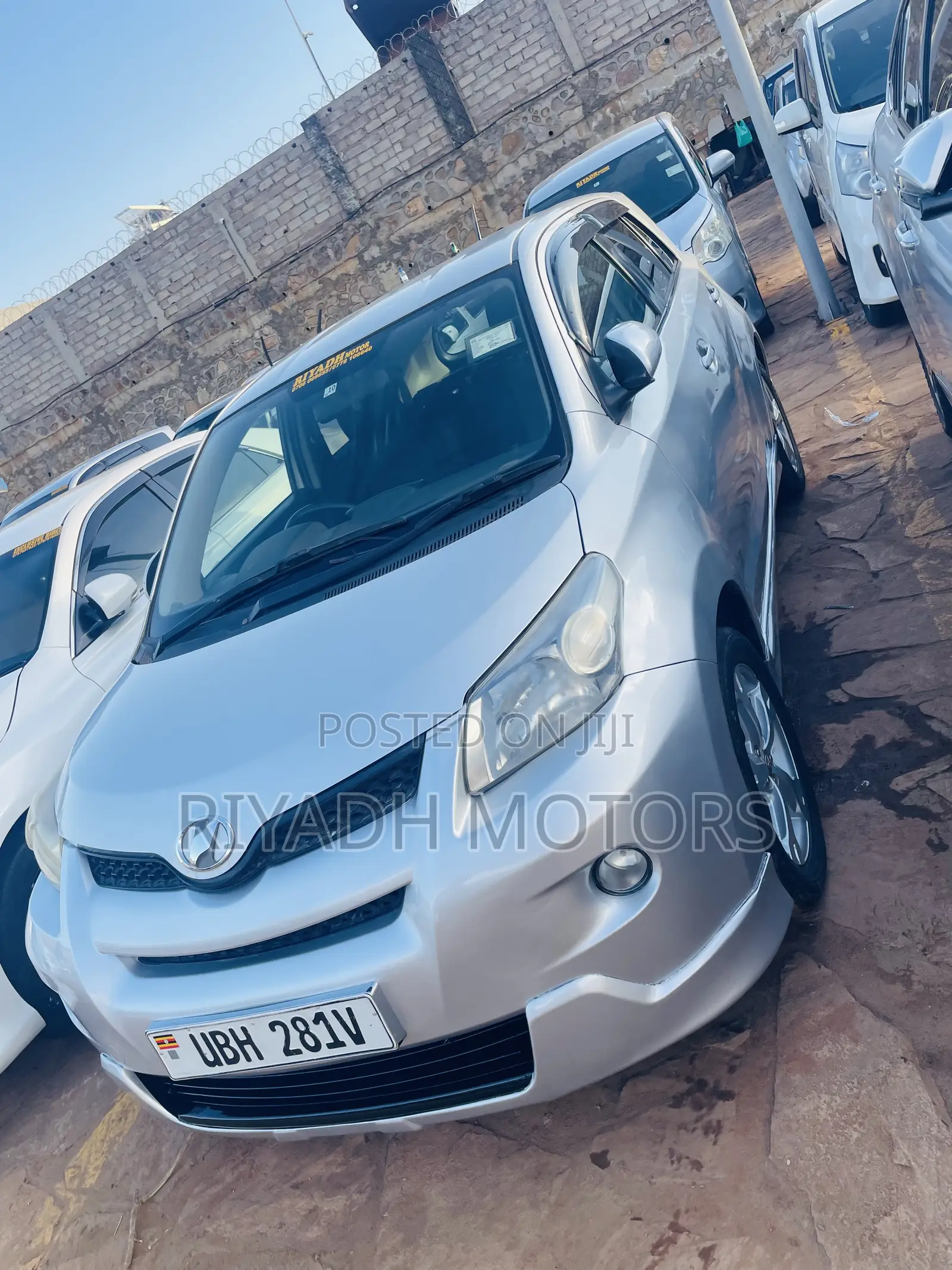 Toyota IST 2008 Silver