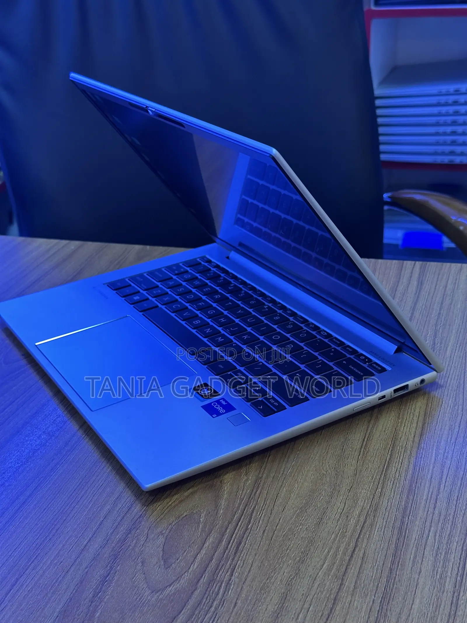 New Laptop HP EliteBook 840 G9 16GB Intel Core i5 SSD 512GB