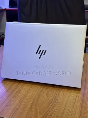 New Laptop HP EliteBook 840 G9 16GB Intel Core i5 SSD 512GB