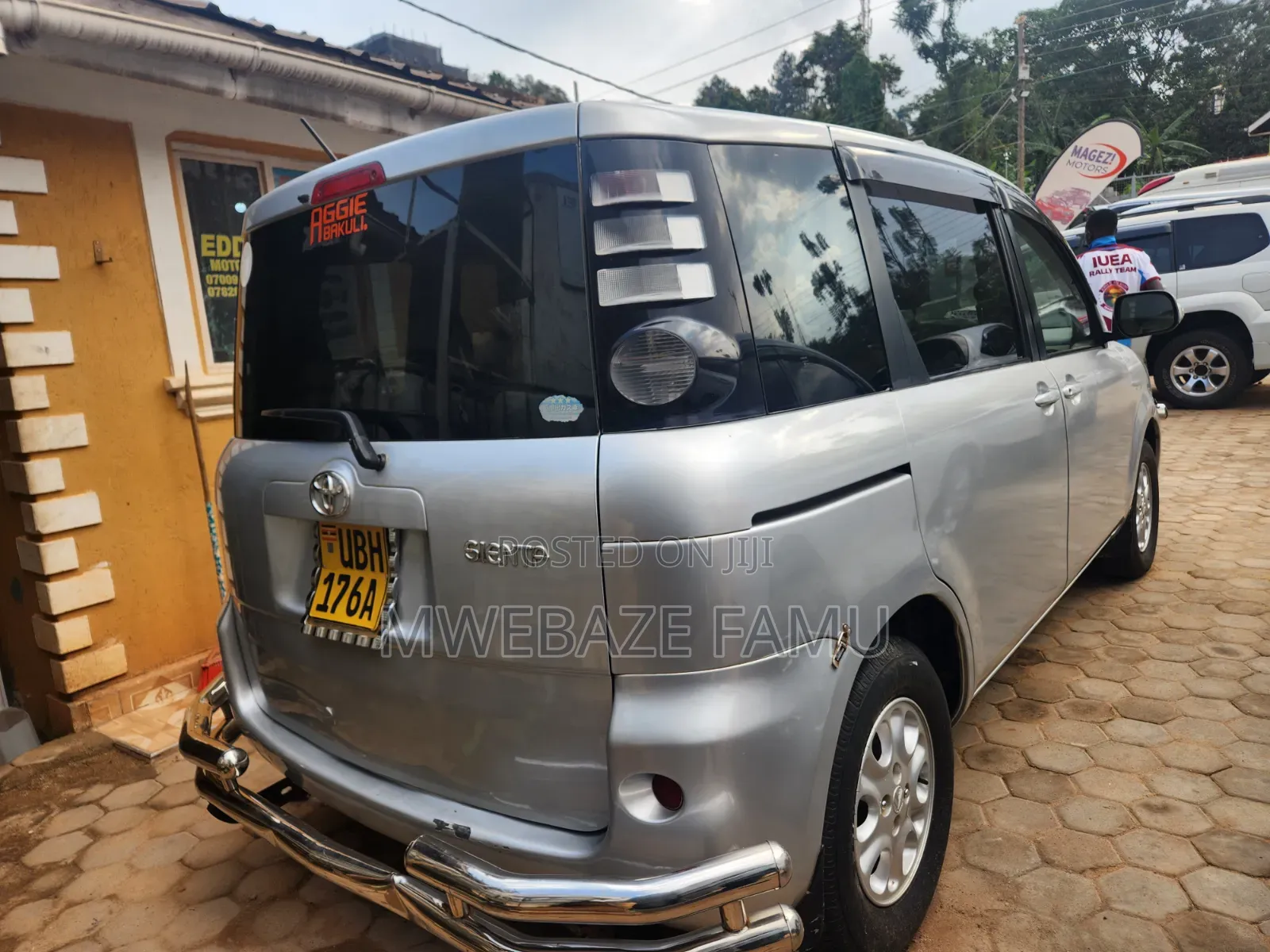 Toyota Sienta 2007 Silver