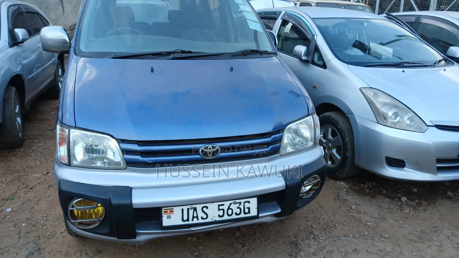 Toyota Noah 2002 Blue
