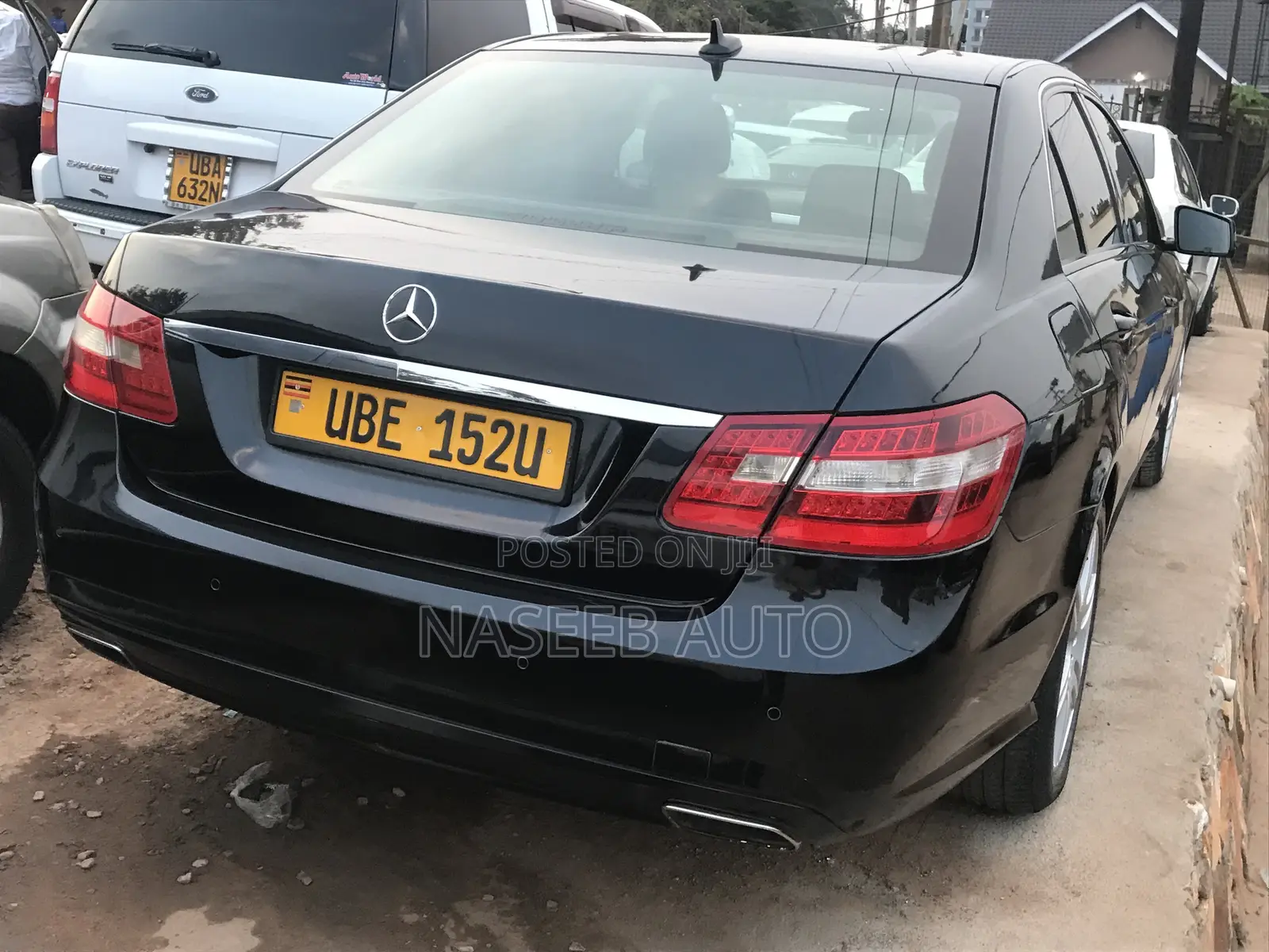 Mercedes-Benz E300 2012 Black