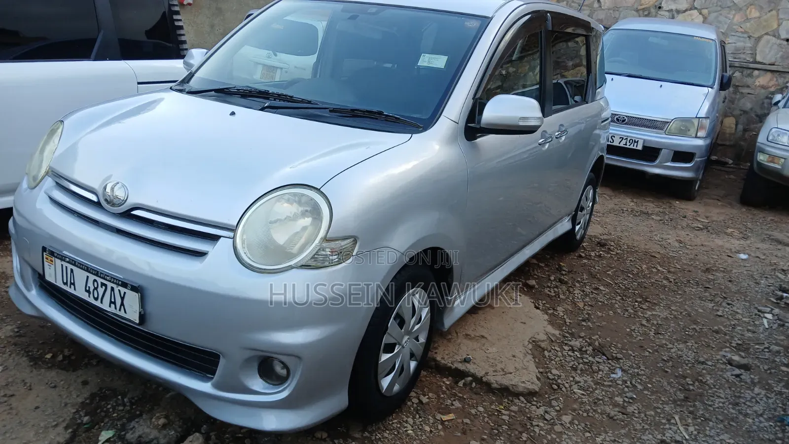 Toyota Sienta 2008 Silver