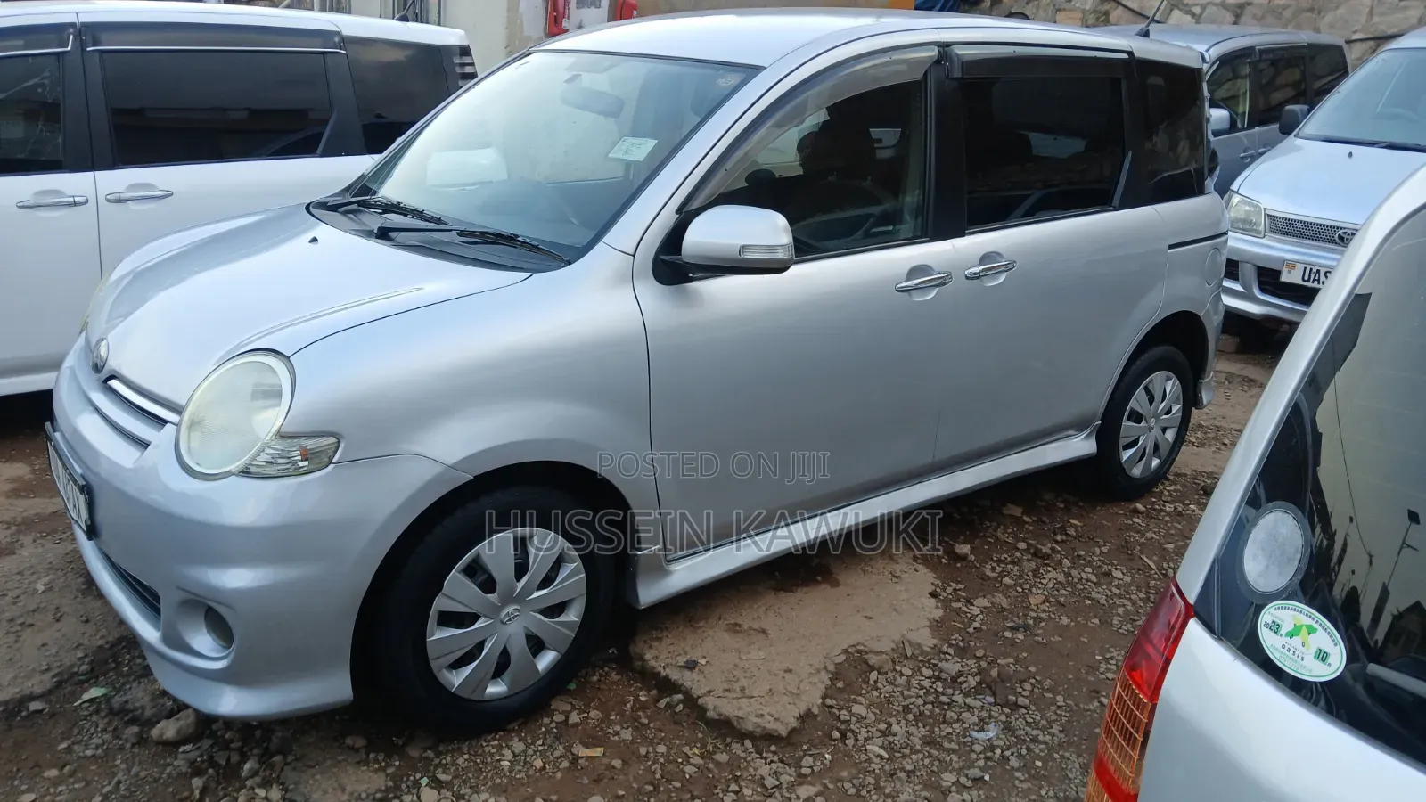 Toyota Sienta 2008 Silver