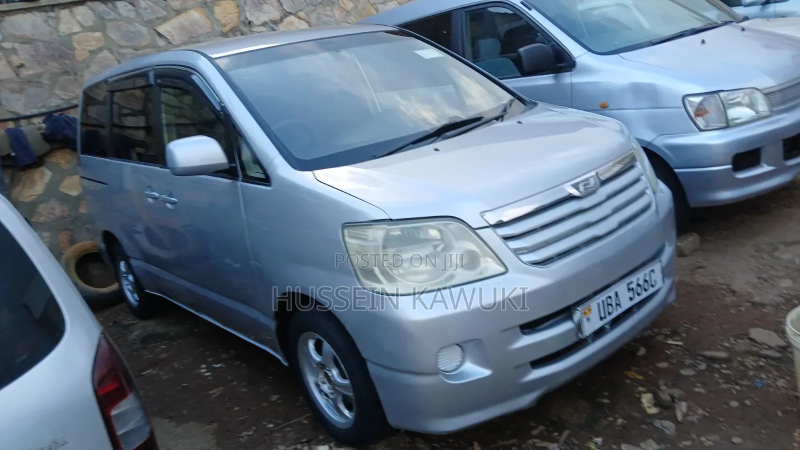 Toyota Noah 2005 Silver