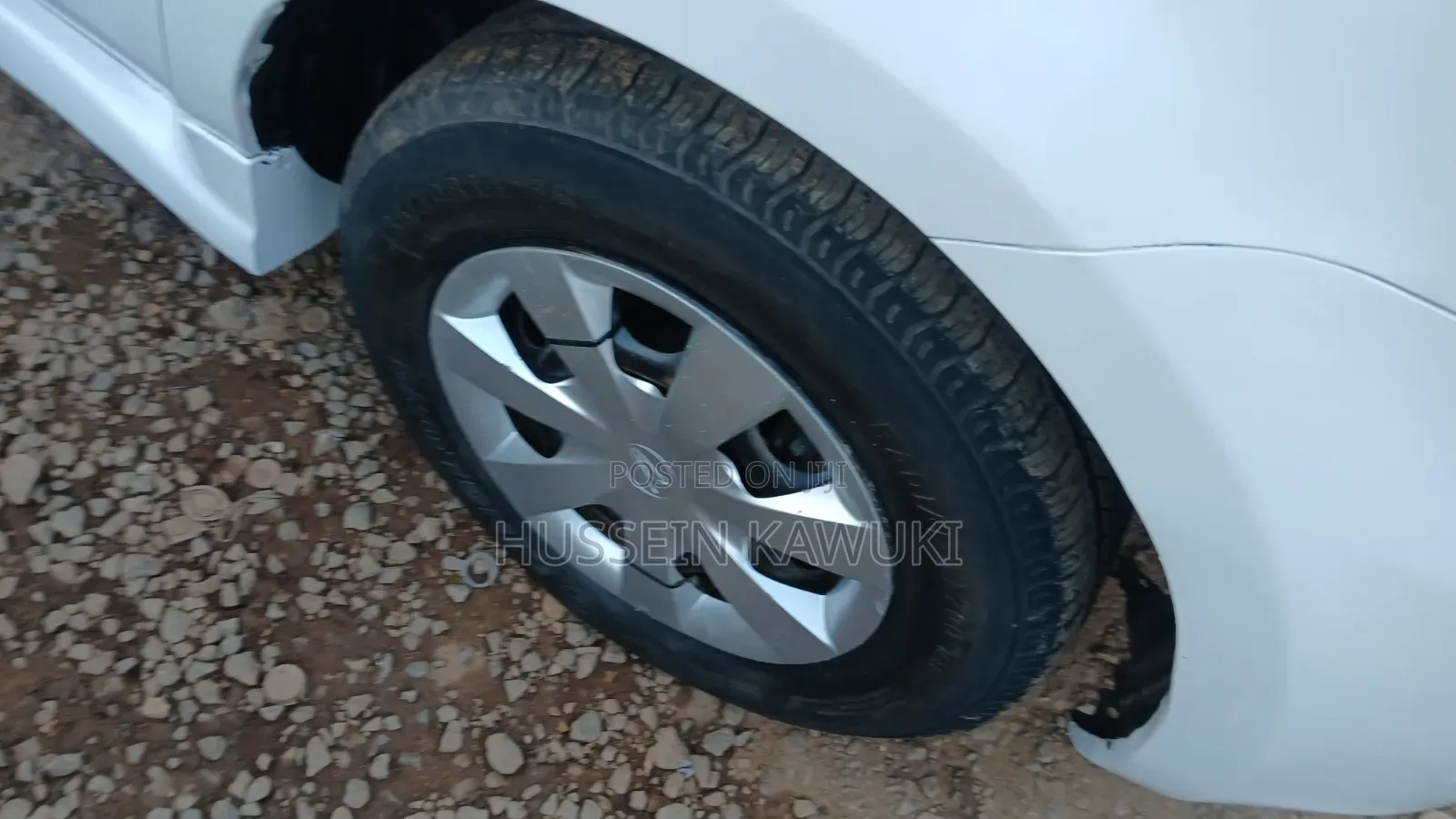 Toyota Sienta 2006 White