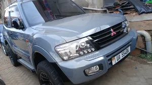 Mitsubishi Pajero 2008