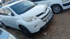 Toyota IST 2008 White