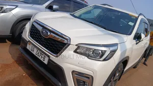 Subaru Forester 2018 White