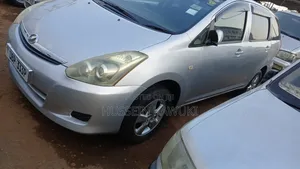 Toyota Wish 2004 Silver