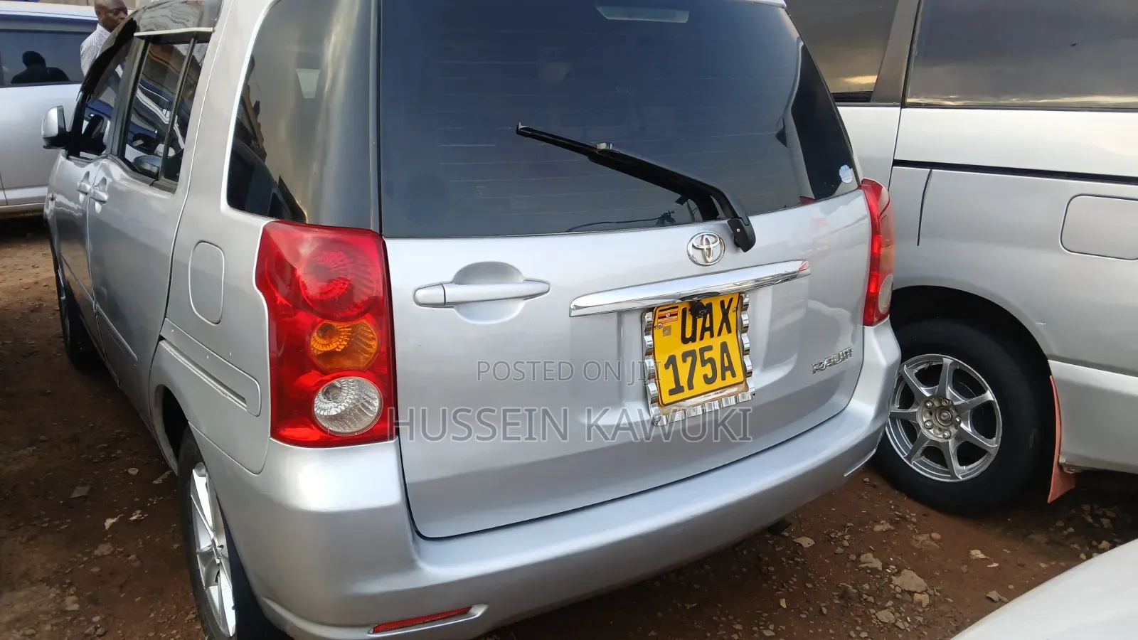Toyota Raum 2005 Silver