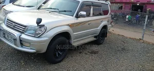 Toyota Land Cruiser Prado 2001 Silver