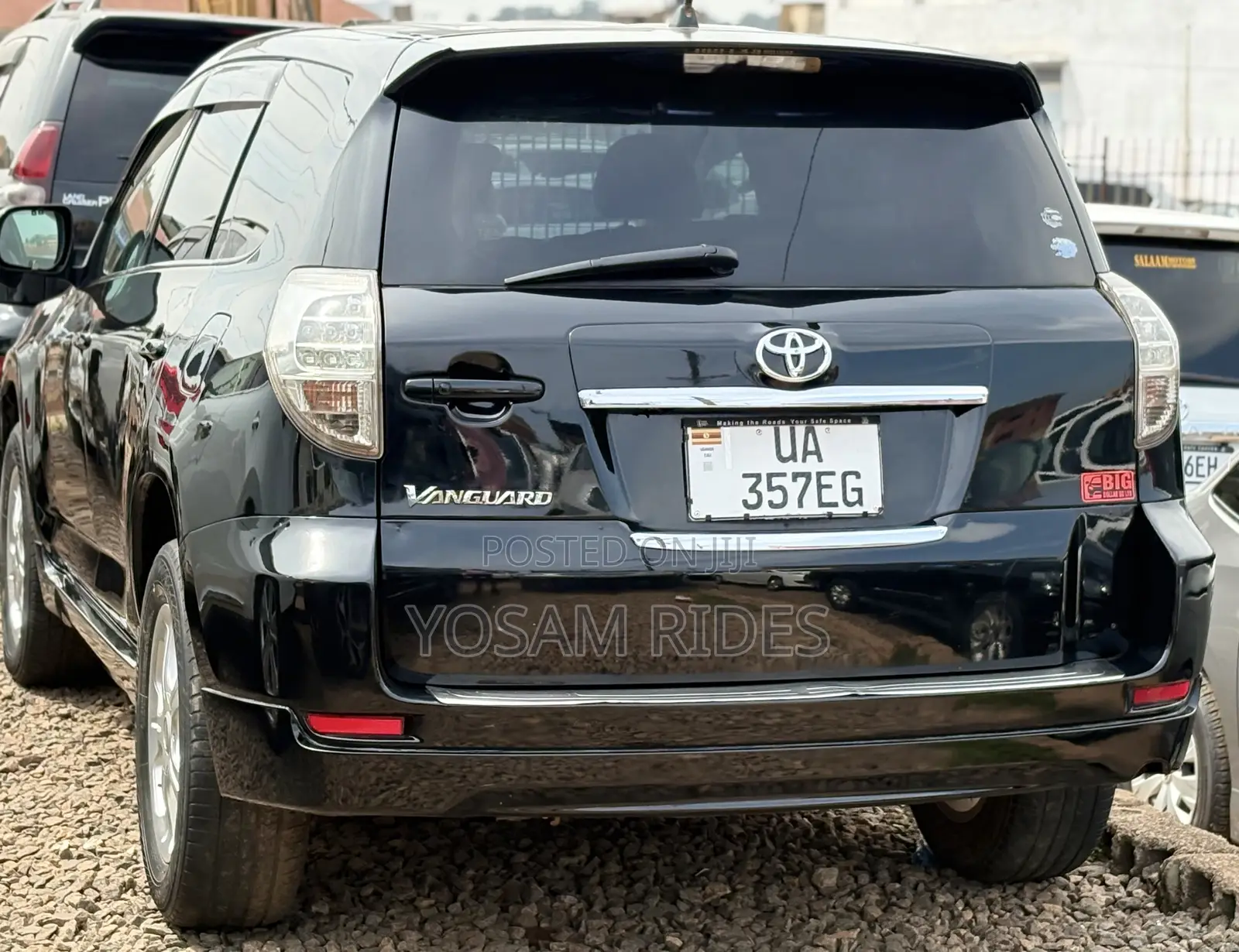 Toyota Vanguard 2011 Black