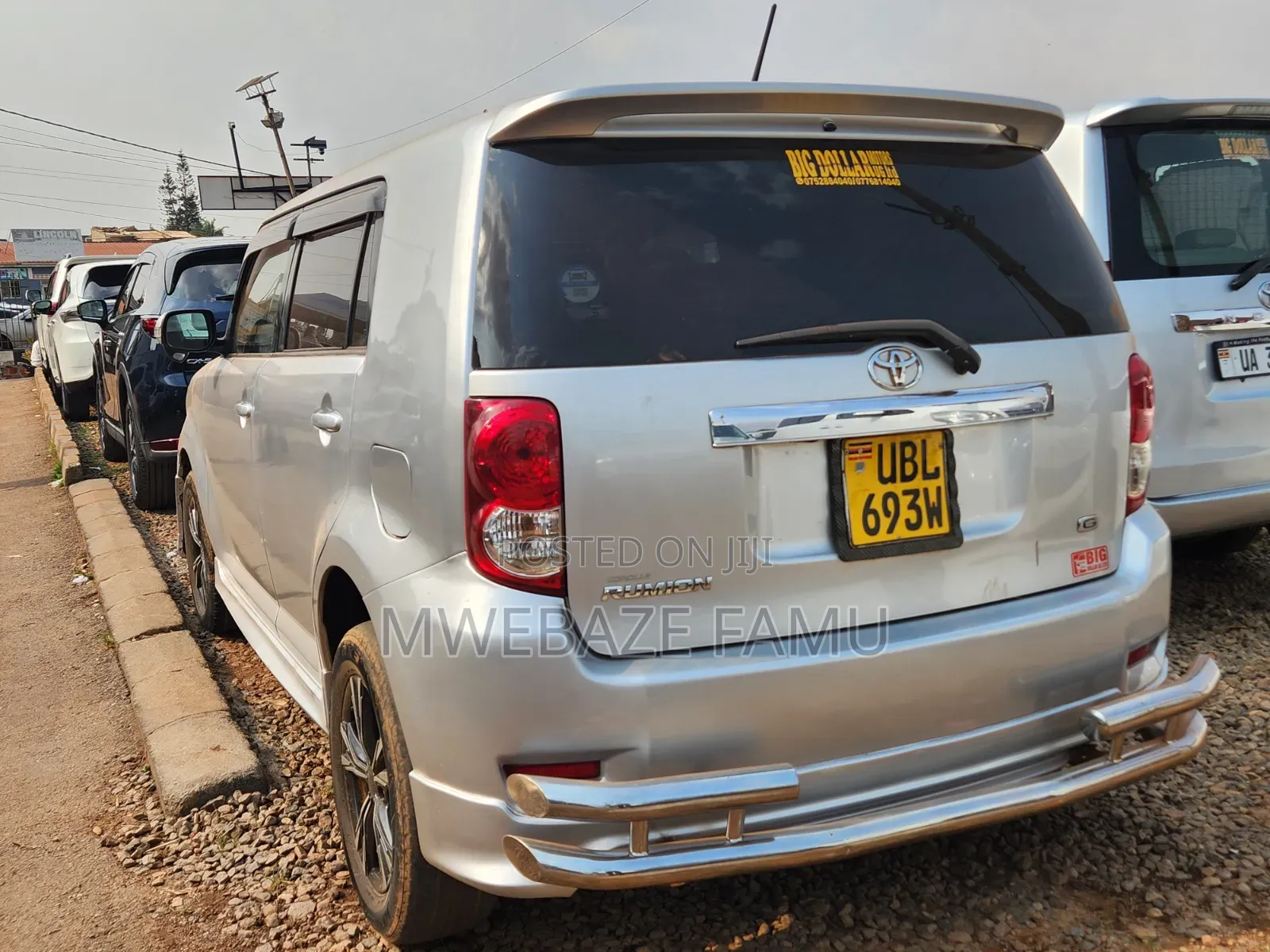 Toyota Corolla Rumion 2010