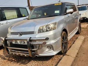 Toyota Corolla Rumion 2010