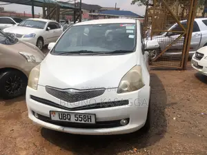 Toyota Ractis 2010 White