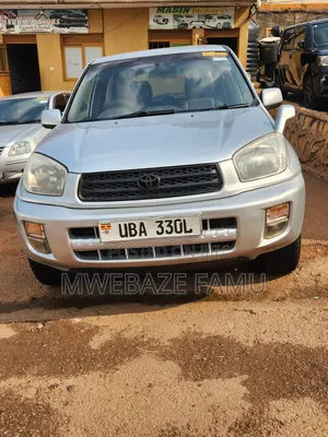 Toyota RAV4 2004 Silver