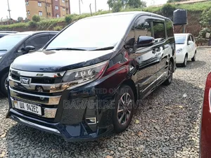 Toyota Noah 2017 Black