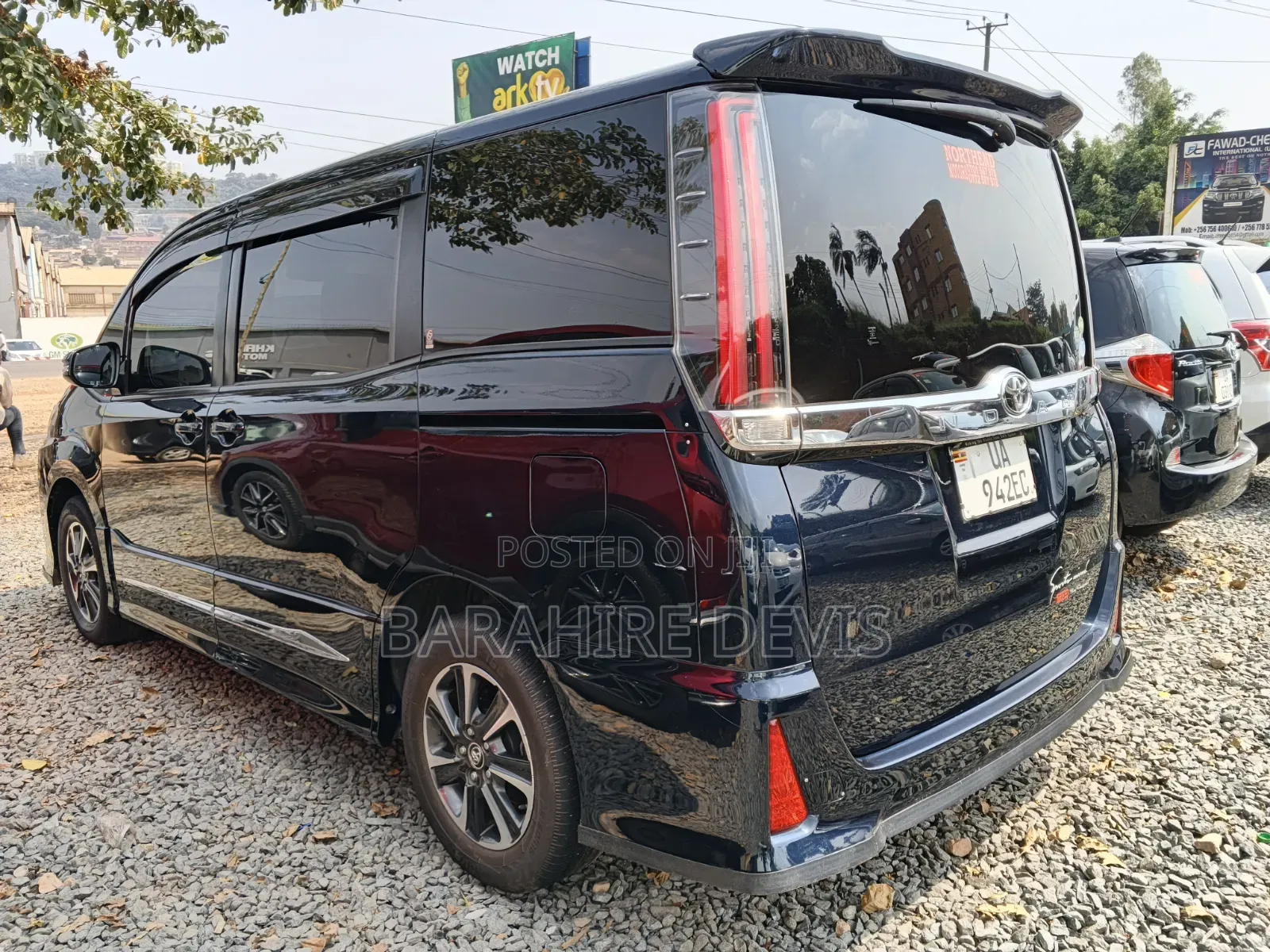 Toyota Noah 2017 Black