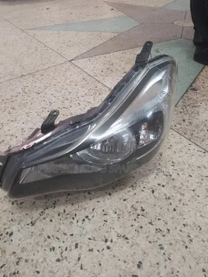 Headlights for Subaru Impreza Xv in Stock Original Japan