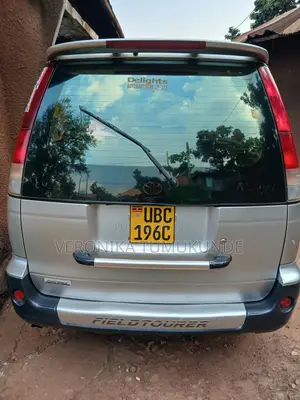 Toyota Noah 2.0 FWD (8 Seater) 2001 Silver