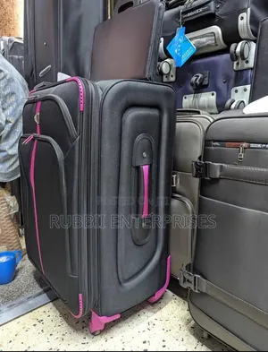 Black and Pink Softside Oxford Fabric Suitcase (Meduim)