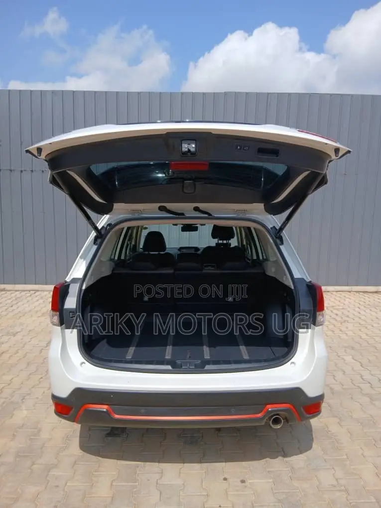 Subaru Forester 2.5i Premium AWD 2018 White