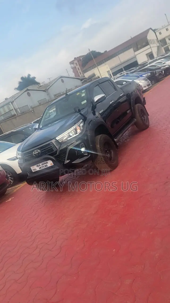 Toyota Hilux 2017 Black