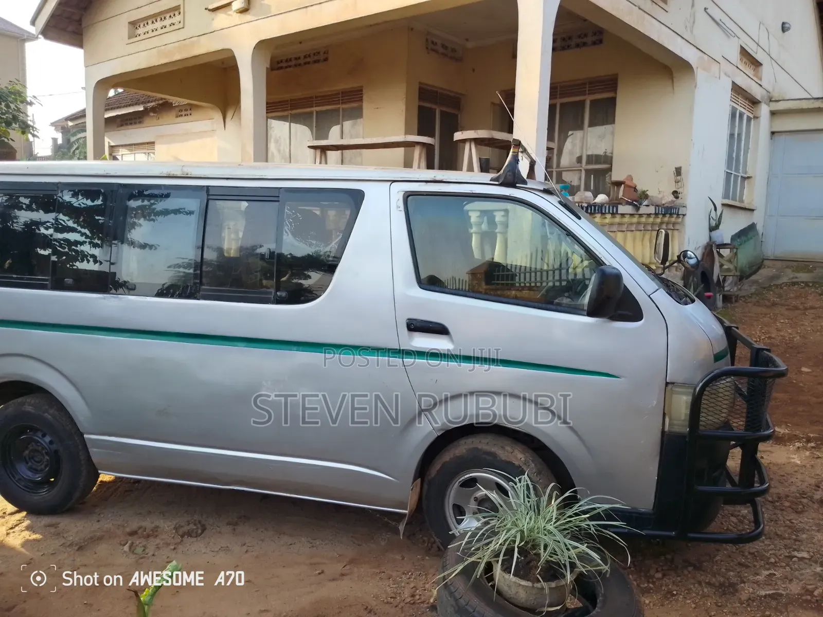 Toyota HiAce 2007 Silver